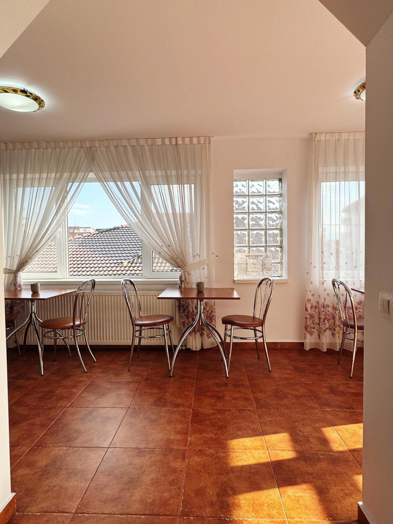 Hotel Carpathian Newstar Sibiu Exterior foto