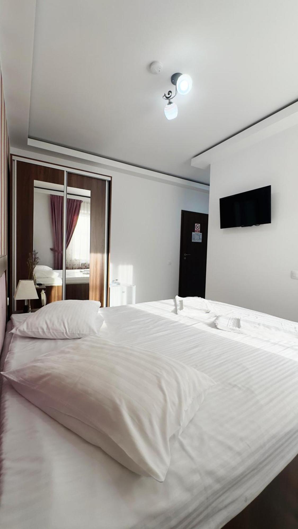 Hotel Carpathian Newstar Sibiu Exterior foto